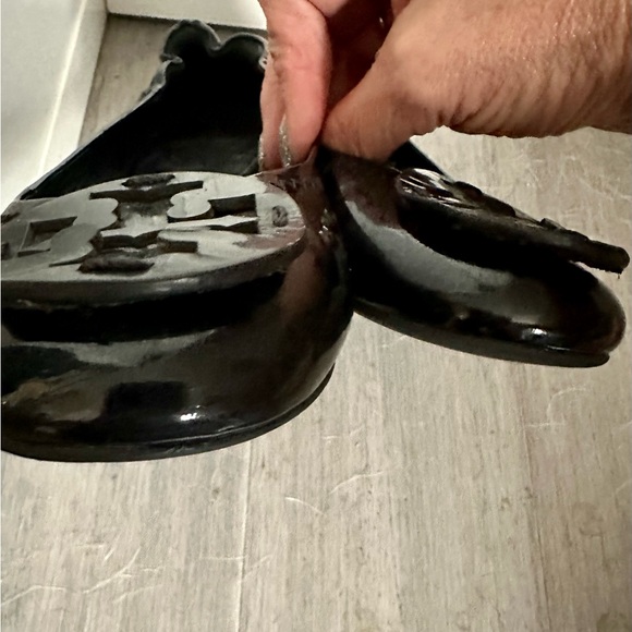 Versatile Tory Burch mini. GUC - Picture 4 of 4